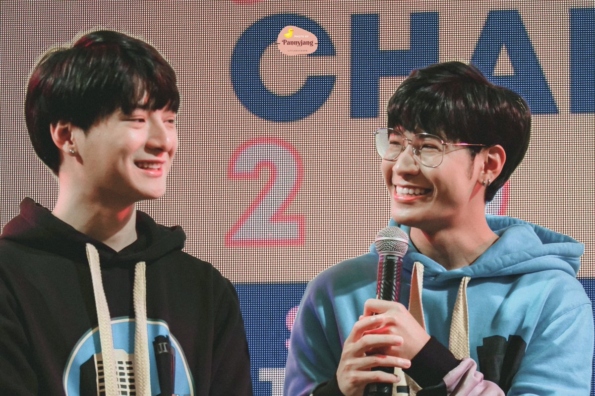 น่ารักแบบไม่ไหววว แฟนกันปะวะ #PraewCharity2020 #PraewXKristSingto