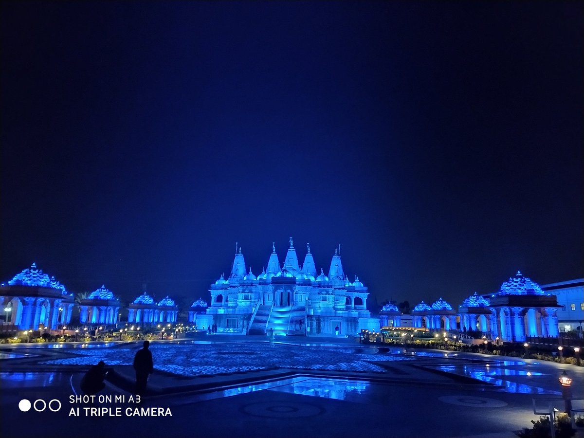 Vigneshpatel202's tweet image. #HappyDiwali #BAPS