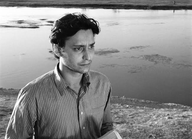 CinemaRareIN's tweet photo. End of an era.

Frequent collaborator of Satyajit Ray, Only Indian to be conferred with Ordre des Arts et des Lettres from France, Padma Bhushan, 2 National Awards, 8 BFJAs..

Writer. Poet. Actor. Ditector. Playwright. Rest in Peace "Feluda" Soumitra Chatterjee. https://t.co/CDMlN5Zt8L