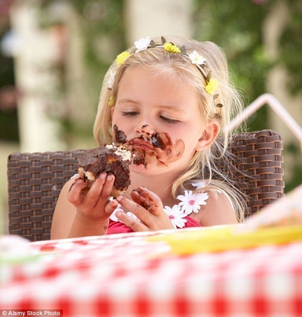 kindering66's tweet photo. Children eat sweets!!! Good morning !!!
#children #eat #sweets #goodmorning https://t.co/4I10fHfjPQ