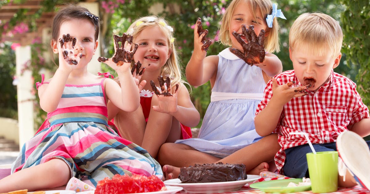 kindering66's tweet photo. Children eat sweets!!! Good morning !!!
#children #eat #sweets #goodmorning https://t.co/4I10fHfjPQ