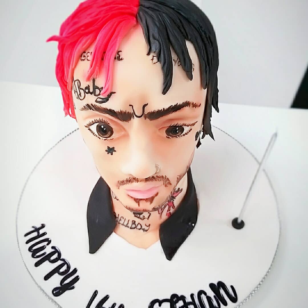 cakenottingham's tweet photo. #lilpeep4ever #bustcake https://t.co/uQbmjsxg6S