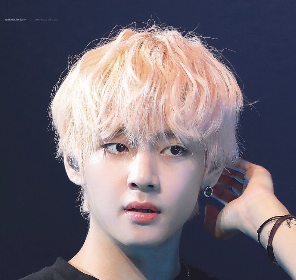 taehyung’s doll face—a thread