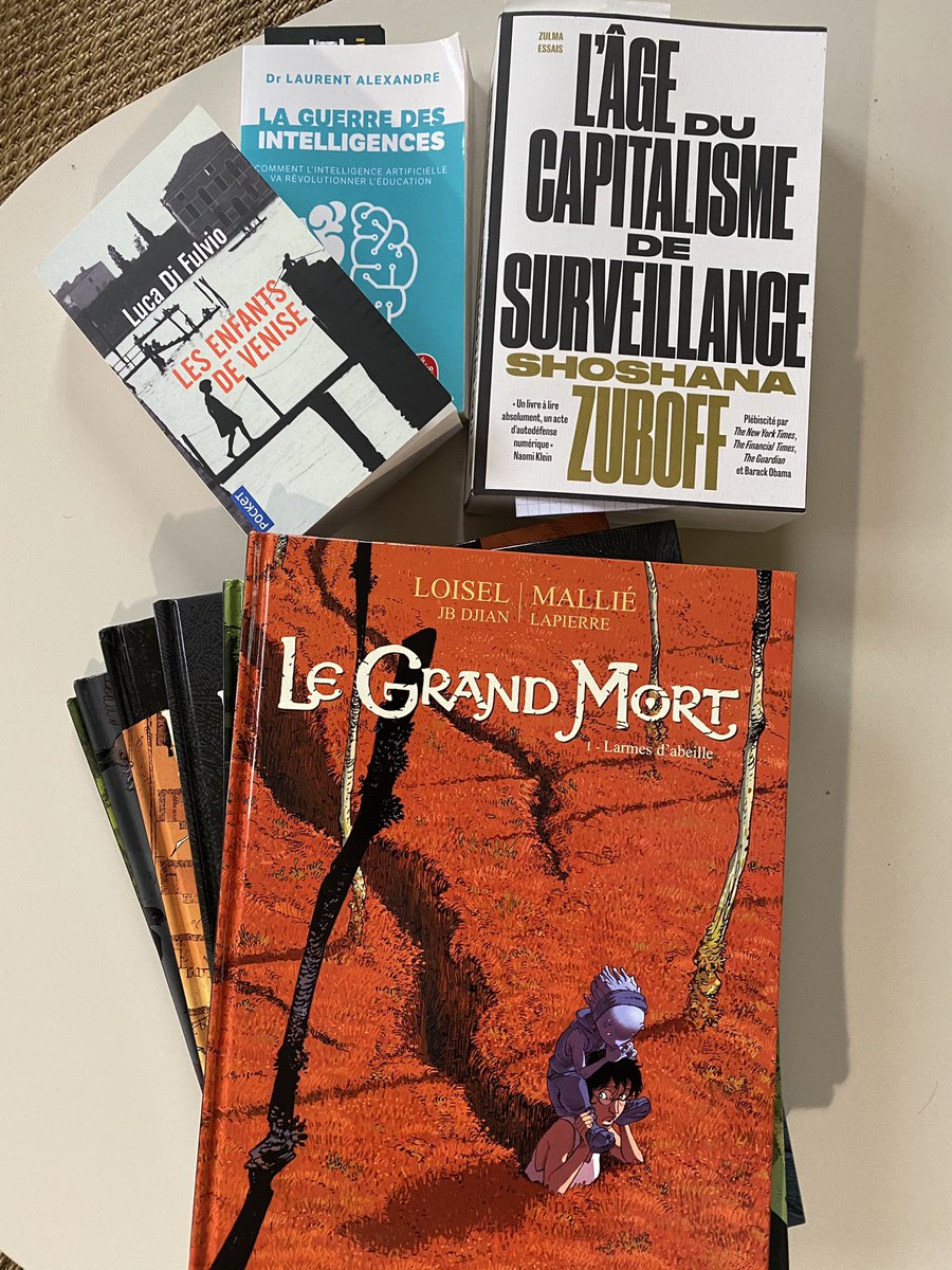 StphanePesic's tweet photo. Allez parce qu’il en faut pour tous les goûts #lageducapitalismedesurveillance #guerredesintelligences #lesenfantsdevenise #legrandmort https://t.co/ZwHUfS9JMH