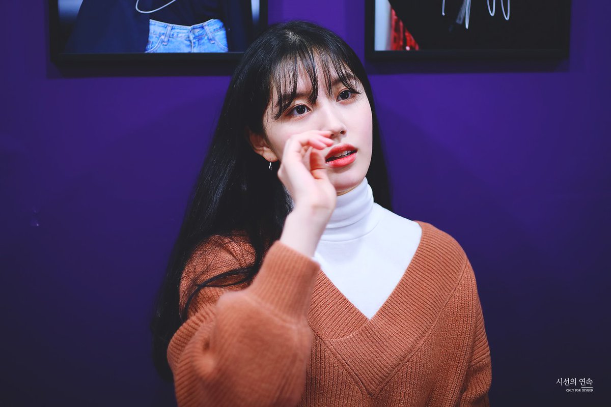 시선의 연속 tweet media