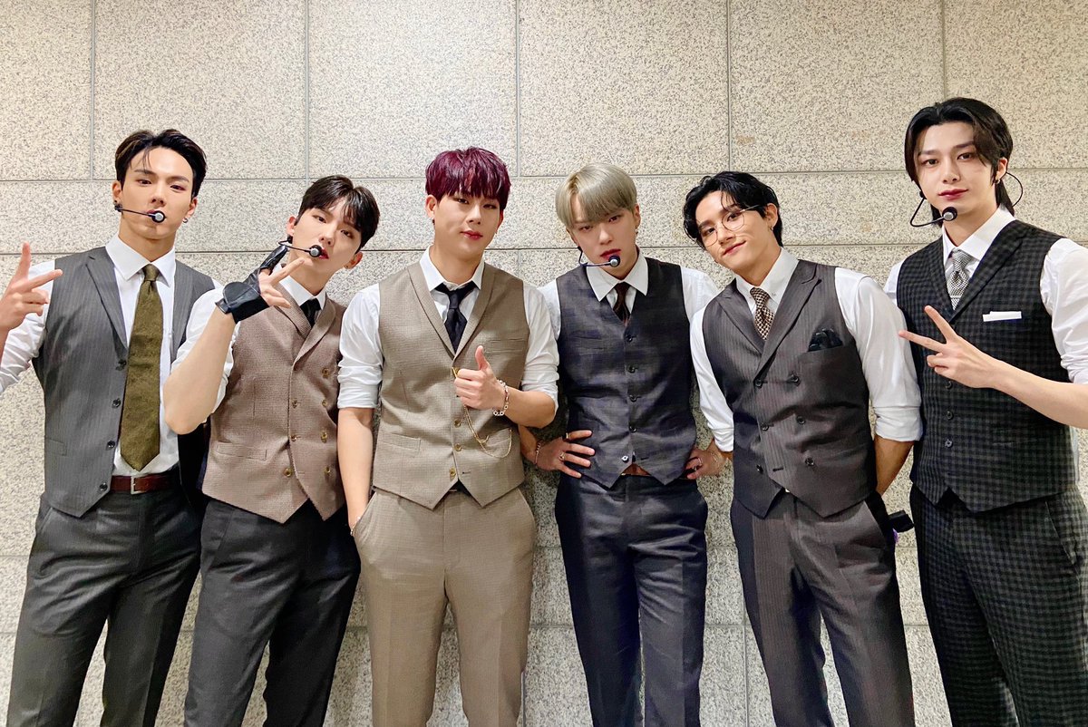 OfficialMONSTAX's tweet image. 📸
201115 #몬스타엑스
SBS #인기가요
#LoveKilla 완료

#몬베베 함성으로 함께한
마지막 #러브킬라 완료 💘
그동안 사랑해주고 응원해준 몬베베와 
모든 분들 덕분에 행복한 활동이었습니다! 
감사하고 사랑합니다 ❤️

#MONSTAX #MONSTA_X
#MONSTAX_LoveKilla
#몬스타엑스_러브킬라