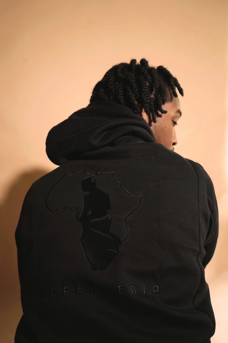 kopenafriq's tweet photo. “KA FALL 2020” 💧 https://t.co/wDyPIyfrfU