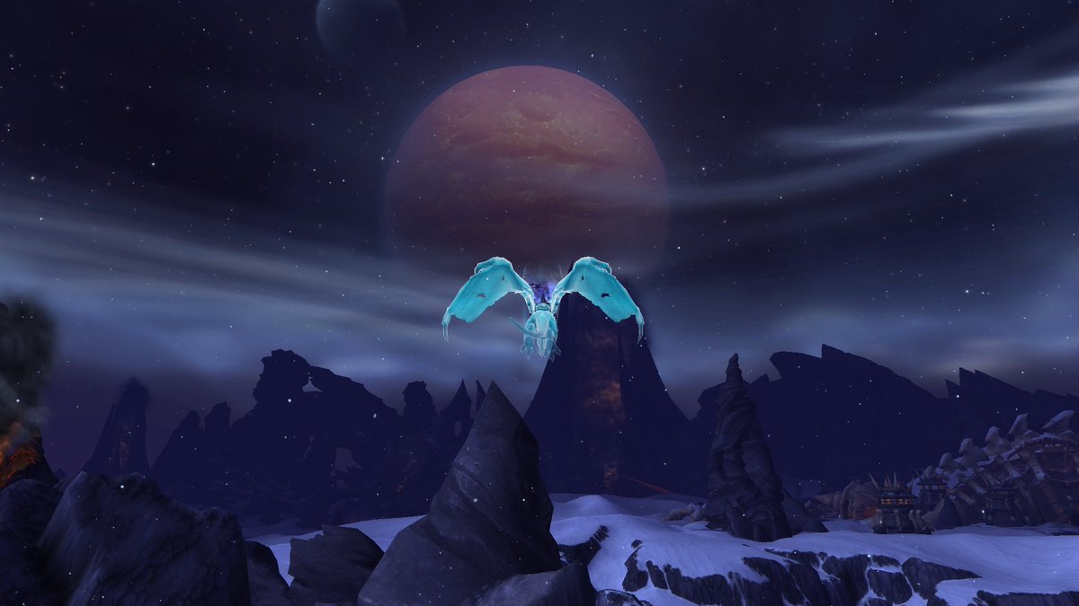 dragongrl77's tweet photo. The moon is calling me regardless where I end up tonight lol. https://t.co/5vI6vdbyyb