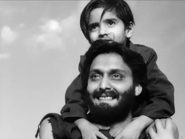 CinemaRareIN's tweet photo. Debut film was Satyajit Ray's #ApurSansar (1959).
Directed a Hindi film #StreeKaPatra (1986), and acted in few Hindi films inc. #Nirupama (1984).
Also worked in some international projects - #TheBengaliNight (1988) #VrindavanFilmStudios (1996) and #ShadowsOfTime (2004). https://t.co/ZTX05HUgsa