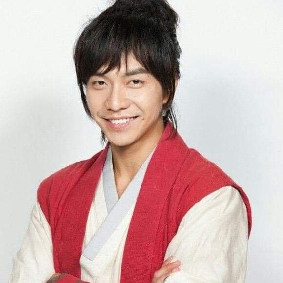 SaligueDhes's tweet photo. #LeeSeungGiTheOrdinaryMan
#이승기7집_선공개6시_뻔한남자
Kang Chi💖💖💖 My LSG😍😍😍 https://t.co/XSFFh711WW