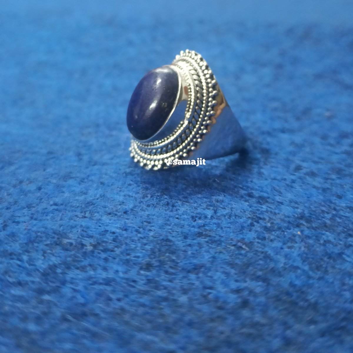 samajit7's tweet photo. Lapis Lazuli Ring, 925 Silver Ring

https://t.co/cr4BMMPOK3

#vintagRing #UniqueRing #CockailRing #WomenRing #BluestoneRing #HealingRing #ProposeRing #YogaRing #OvalStoneRing #WomenRing #DesigneRing #GemstoneRing #WeddingRing #StatementRing #EngagementRing #ChristmasGift https://t.co/ahx6tvr7Ga