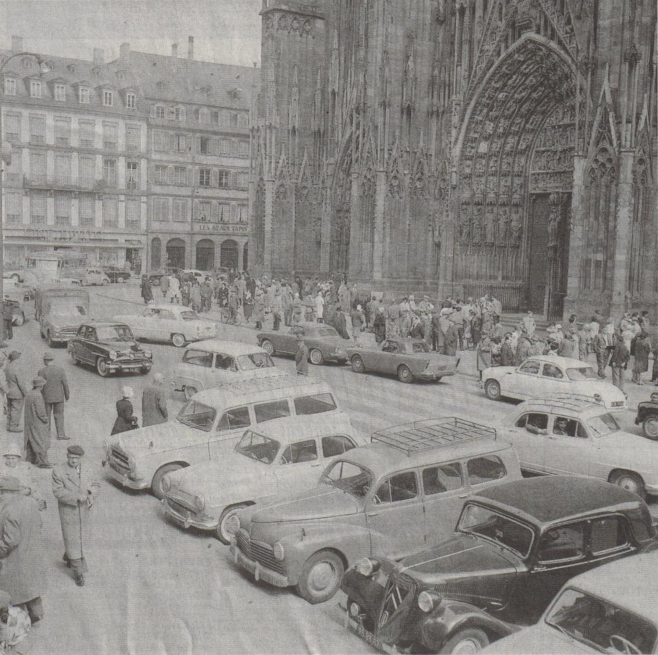 9/ Le vélo à Stbg n’est pas un truc de gauchistes. Son développement a commencé avec Pierre Pflimlin, pas vraiment un khmer-vert, mais plutôt un homme de droite qui a été l'un des premiers en France à chasser la voiture du centre ville