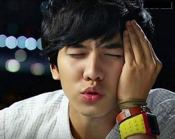 SaligueDhes's tweet photo. #LeeSeungGiTheOrdinaryMan
#이승기7집_선공개6시_뻔한남자
Panay nguso hahah💕💕💕 https://t.co/o02Ax41rI6