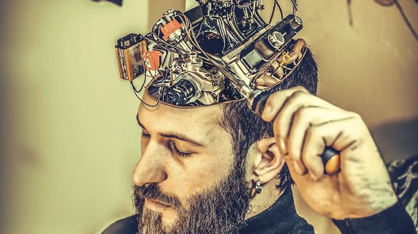 advisergap's tweet photo. "Your brain searches for evidence to support your beliefs, so  you have to change your beliefs to create a personal shift with your money" - pod with Catherine Morgan @themoneypanel. Listen on: https://t.co/yy9Dg40R0h #advisergap #financecareers #financeapprentice #paraplanner https://t.co/wvLijUYSXK