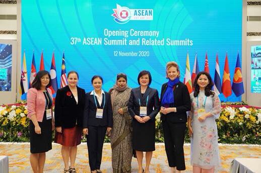 WiesenC's tweet photo. Congrats🇻🇳! Exemplary Chair of #37ASEANSummit 

✅1st Women Leaders Summit
✅Signing of #RCEP-1 of largest trading blocs in 🌐
✅Centre on⚕️Emergencies &amp; Emerging Diseases
✅ASEAN comprehensive recovery plan
✅Exemplary regional - UN model
4 Cohesive Responsive #Resilient @ASEAN https://t.co/AsuP7sa39u
