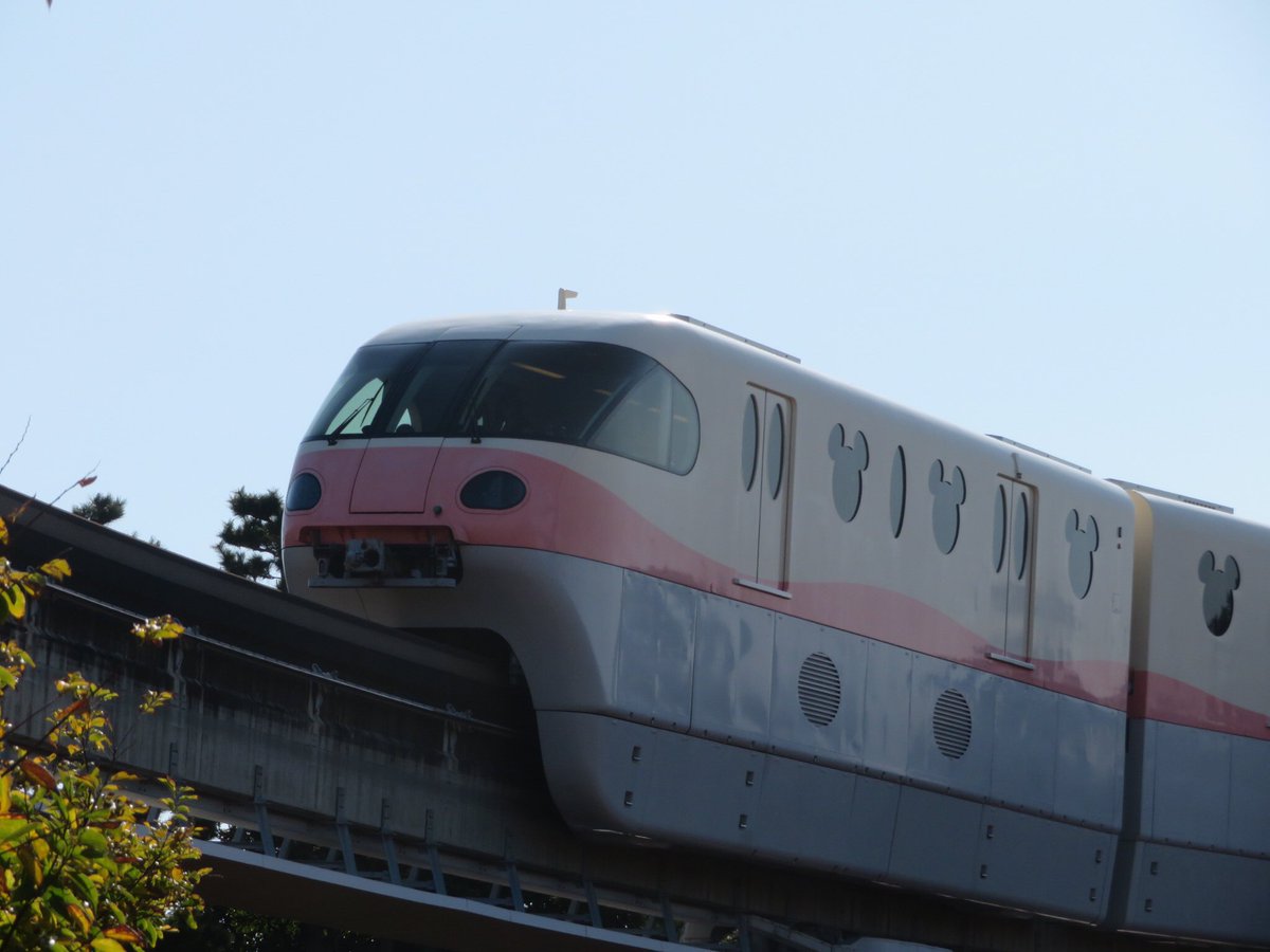 サトル d垢 昨日ディズニーシーにインパしました まず最初に入園待にリゾートラインを撮影しました 念願のtypecを撮影出来ました サトル d垢 昨日ディズニーシーにインパしました まず最初に入園待にリゾートラインを撮影しました 念願のtypecを撮影出来ました
