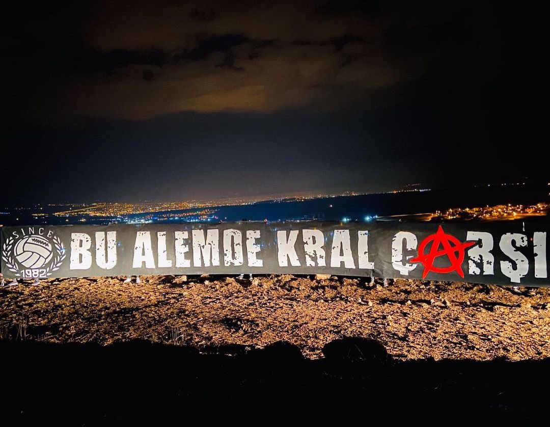Bu Alemde Kral çArşı.