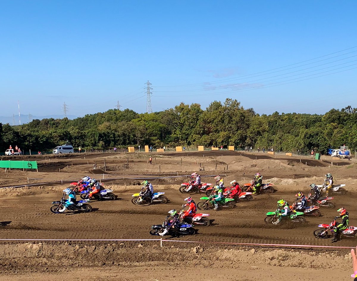 suzukicojpmotor's tweet image. 【全日本モトクロス選手権 第5戦
MFJ-GP大会 決勝 総合結果】
SRMマウンテンライダーズ
IA1 #12 小林選手9位
IA2 #39 内田選手
ヒート2、2位表彰台獲得！総合3位
#60 池田選手11位
#63 真野選手21位

ご声援ありがとうございました！
#スズキ #全日本MX #RMZ450 #RMZ250 #HSR九州