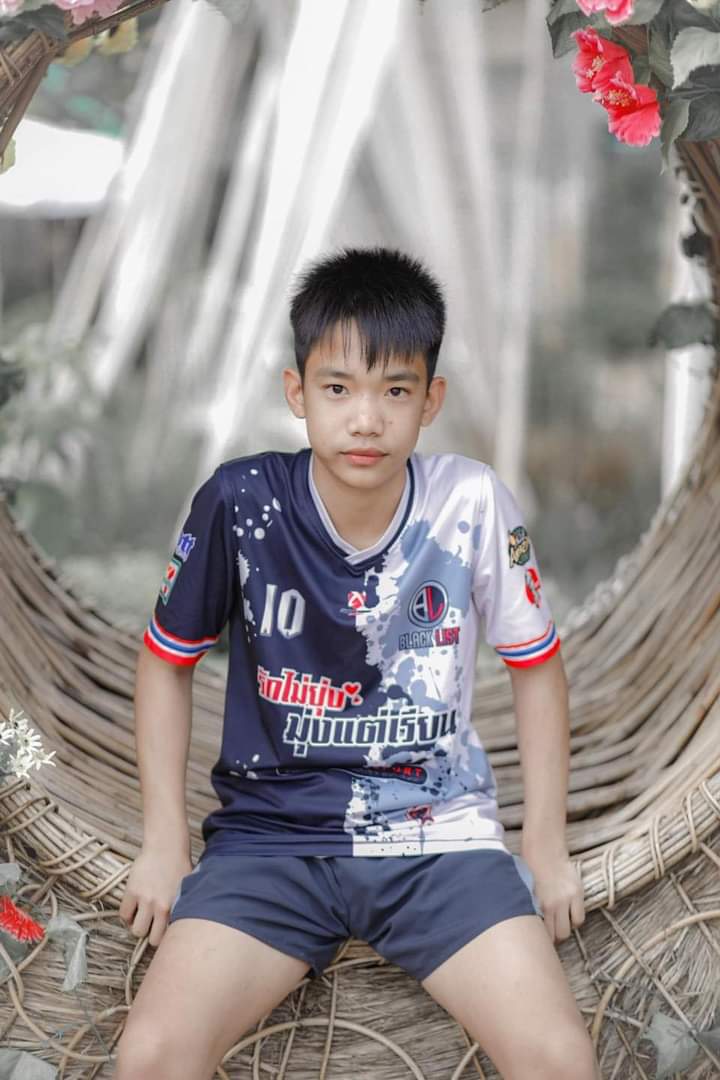 Toey ✨ Toey🌈🌾🌿 (@og_anlc) on Twitter photo 