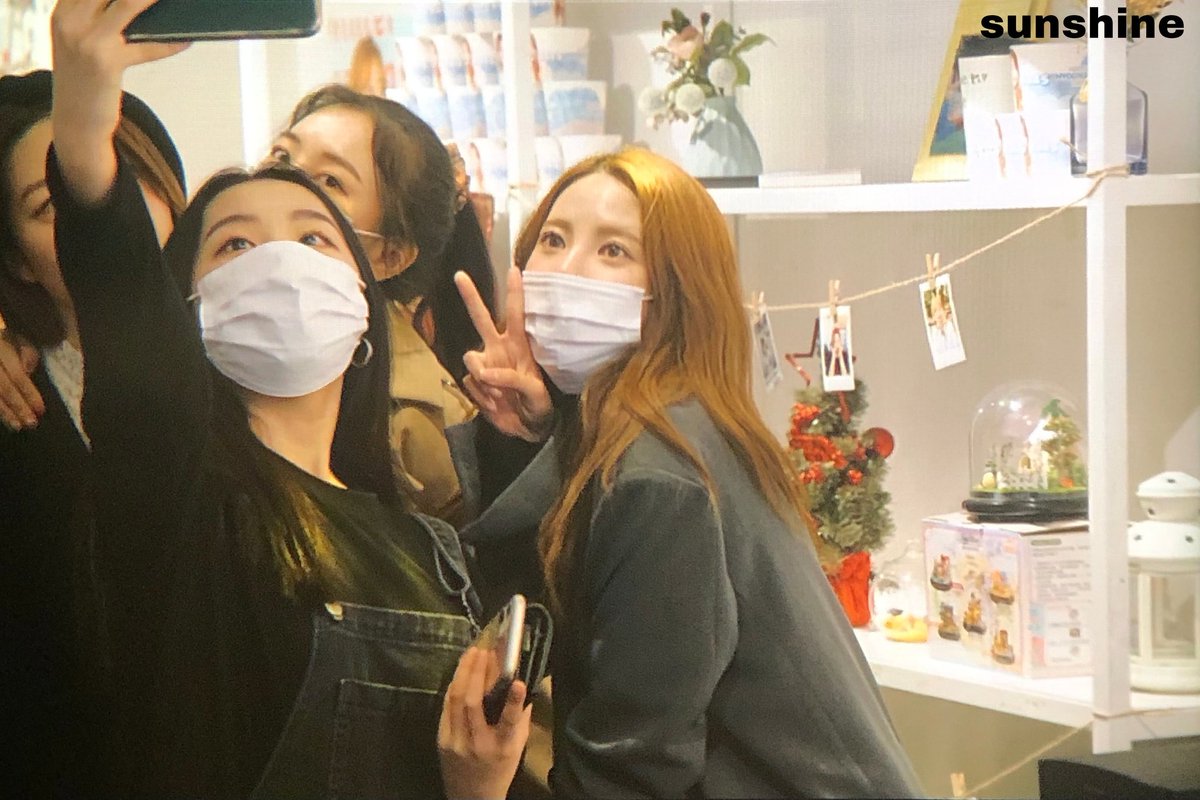 980715com's tweet photo. 201115 
#아리아즈 #ARIAZ #시현 #강시현 #SIHYEON https://t.co/yZx0GJpLD7