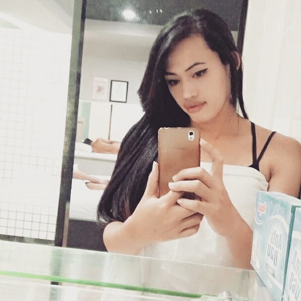 FannyWaria5's tweet photo. Open Bo yaa area jakarta
@jockosrocket @QueenSyakieb #wariangewe #waria_vip #wariatopbot #openBOjaksel #ExpoJAKSEL #RECOMMENDED4BO #TrumpIsLosing #RealAngels #RM #shemale_top #ladyboylife #Online #panggilanhotel #jakartaBo #ready4BO https://t.co/V3jaIw0PZz