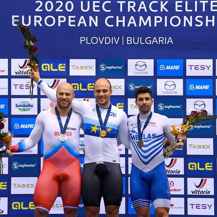 HellenicOlympic's tweet photo. O Σωτήρης Μπρέτας με το χάλκινο μετάλλιο🥉 στο Ευρωπαϊκό Πρωτάθλημα ποδηλασίας πίστας στο Πλόβντιβ 🇬🇷🇬🇷🇬🇷
#TeamHellas #Cycling #Eurotrack2020 #bronze https://t.co/5yDwn7fDIk
