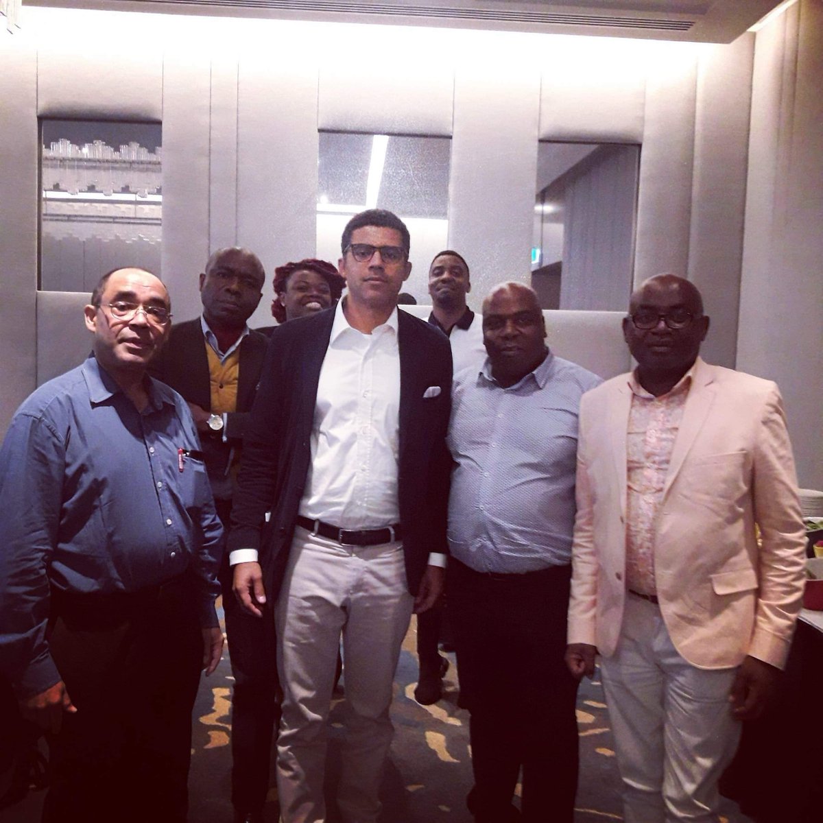 RmjBruxelles's tweet photo. En souvenir de l'initiateur @sindika_dokolo lors des réunions pour un changement pacifique du pouvoir au pays #RDC @isabelaangola une vision pour un pays prospère @fatshi13 @pragmafrik @RmjBruxelles. https://t.co/NOAq2HkveA