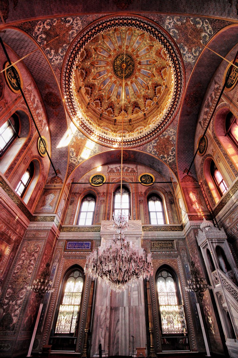SecretGardennxx's tweet photo. Turkey #f1istanbul https://t.co/drM5qnhSrb