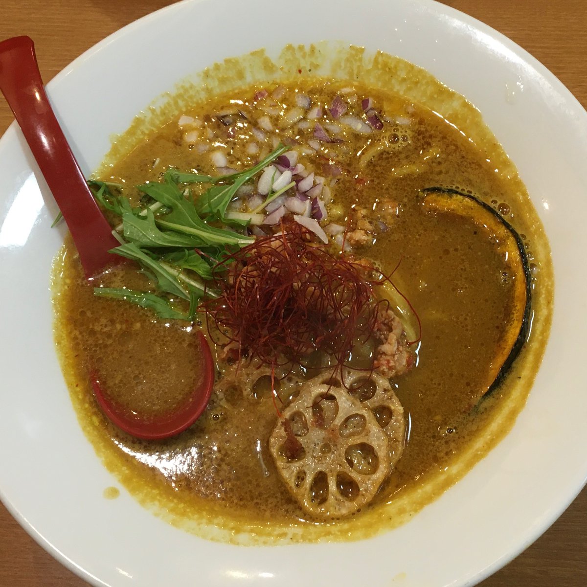 Horisawa Sakae 洞窟探検後の腹ごしらえに ずーっと気になっていたキーマカレーラーメン なるほどー これはまさしく カレーラーメンですな しかし アリだろう ラーメンを食べにきた人は味噌ラーメンを食べてください カレーラーメンを食べ