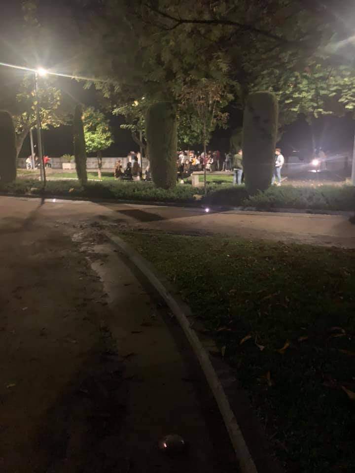 JaenSquare's tweet photo. ❌Sábado 14 de Nov 21h❌

▪️Jaen, La Alameda ▪️

La "culpa de la hostelería", un poco de vigilancia por parte de @local_jaen y @AytoJaen

📣Fotos de Isabel MJ https://t.co/FY6vQtb3jz