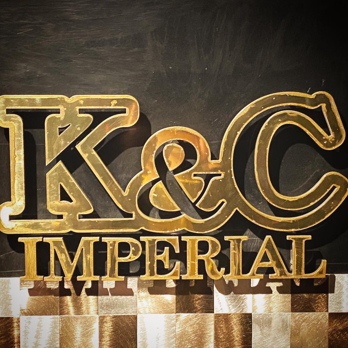 kazz_pale_ale's tweet photo. i'm playng the bass here tonight🖖
本日はインペリアルK&Cの18周年パーティーにて🕺💃
#インペリアルKC
#18thanniversary
#gig
#oldies
#oldiesbutgoodies
#fifties
#sixties
#longlivetheweekend https://t.co/ydNMMk3IOj