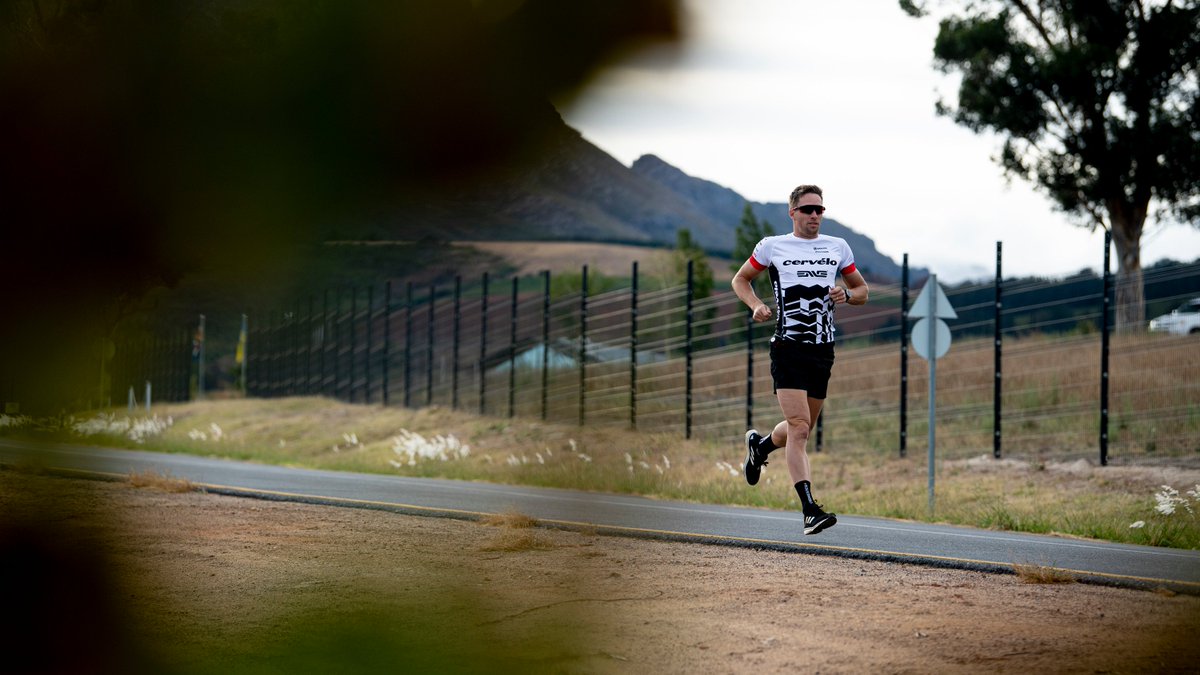 Your People's Triathlon Men's WINNER! 🥇 @JamesCunnama 🇿🇦 03:46:09 2. @MattyTrautman - 03:46:25 3. @kylebuckingham - 03:48:47 4. Keegan Cooke - 03:55:39 5. @jamiewriddle - 04:02:28 #PTO #TriathletesUnite #Triathlon #ZsportsEvents #PeoplesTriathlon @TriathlonSA