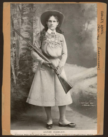 WhiteHouseHstry's tweet photo. On April 5, 1898, an interesting letter came to the White House, addressed to President William McKinley. The sender was Phoebe Ann Mosey, better known as Annie Oakley. (1/7)

Image Credit: Library of Congress https://t.co/W9rvMuh7xM