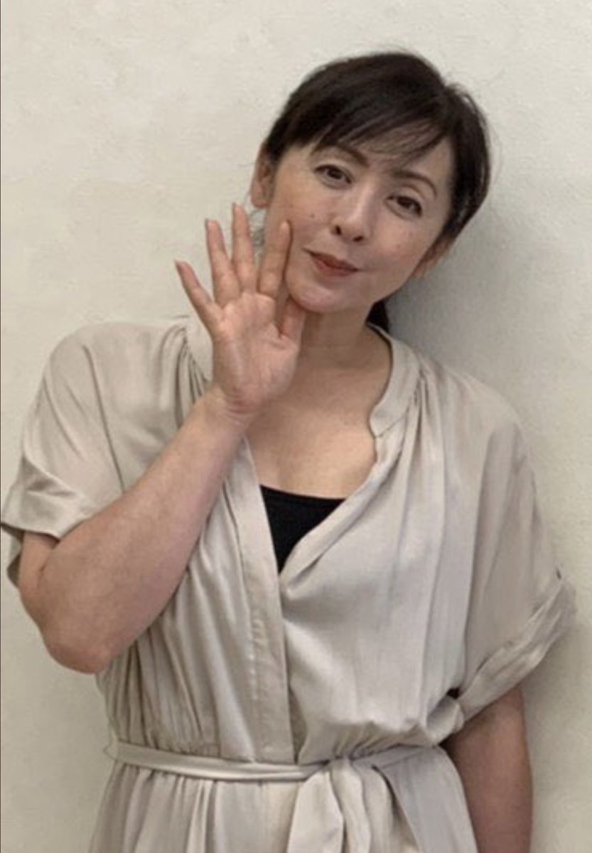 倉野 翔貴 V Tvittere 斉藤由貴さんのお写真を2連続で投稿してくださる 危険なビーナス 公式アカウントさんは神 2枚とも 肌がふわふわで可愛すぎ 今日は斉藤由貴さんの出演シーン多かったんですかね 週末に録画見るのを楽しみに今週 倉野 翔貴 V Tvittere 斉藤由貴さんのお写真を2連続で投稿してくださる 危険なビーナス 公式アカウントさんは神 2枚とも 肌がふわふわで可愛すぎ 今日は斉藤由貴さんの出演シーン多かったんですかね 週末に録画見るのを楽しみに今週