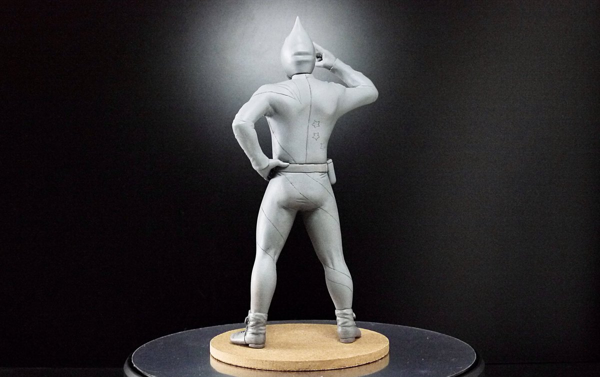 H Y O フィギュア原型師 背面もちゃんと作っています 放送は工程を含め30秒程でしたが総計60時間くらいはかかったと思うので載せましょ 短期間でフィギュア作るって面白大変だ 笑 金ソロ ストレッチマン