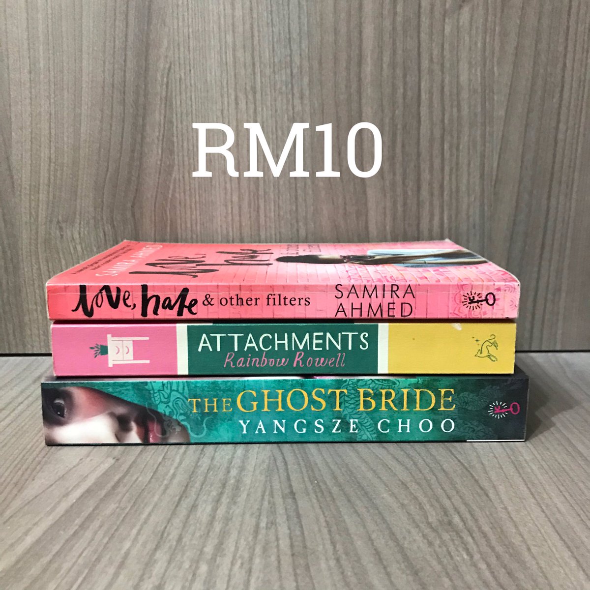 elvinareads's tweet photo. Books for sale. DM if interested. Please help RT. Thanks 🤗 https://t.co/YHT1T2W93n