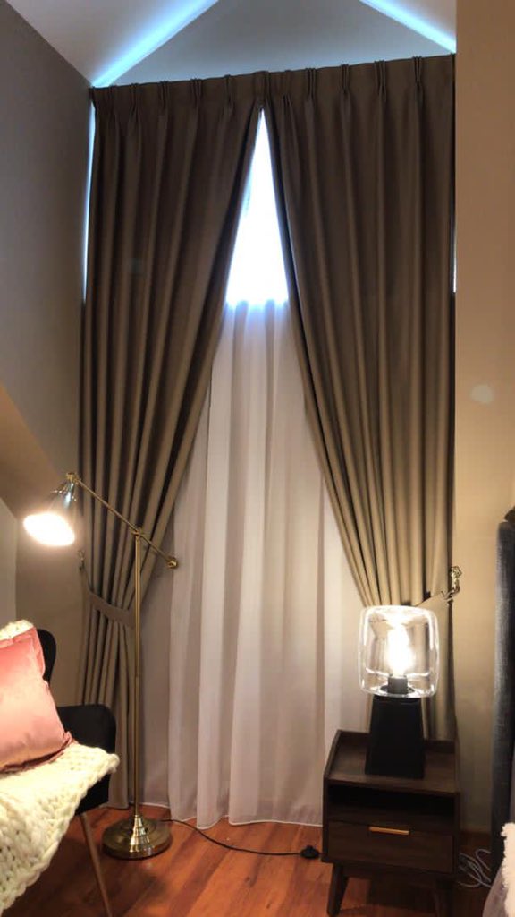 ArnieYusoff2's tweet photo. Syukur 😇🤲🏻 Settle..

1st slide - Before Project
2nd - 3D Visualisation 
&amp; 3 &amp; 4th slide - Actual after project 🥰
Drpd gambar sebelum, kami start dengan 3D Visualisation, &amp; selepas tu kami proceed based on budget client 😇.

#studiolokal
#interiordecoration
#perekadalaman https://t.co/j8vPV7F0QE