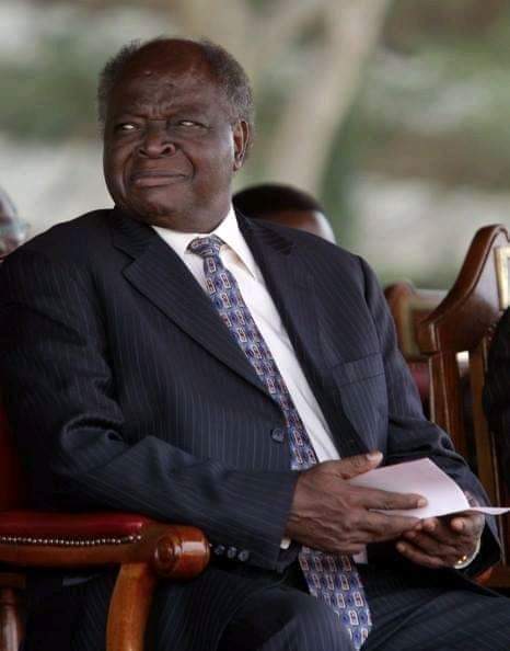 Happy 89th Birthday President Emilio Mwai Kibaki. 

May you have many many more Mr President 