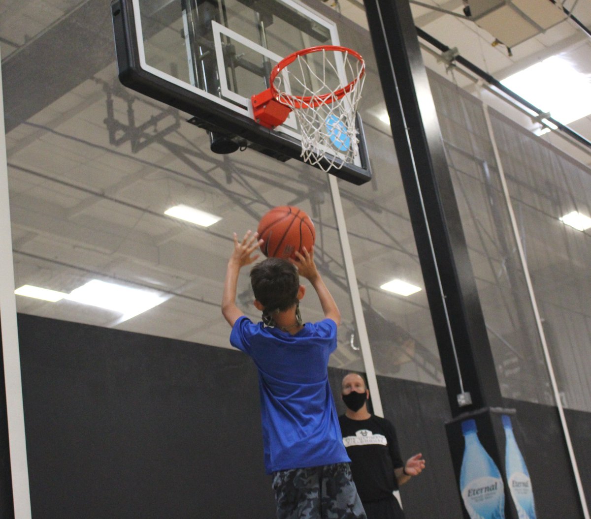 ULTFieldhouse's tweet photo. Life is simple: Eat, Sleep, Play Basketball🏀 https://t.co/pffFuMBwGn