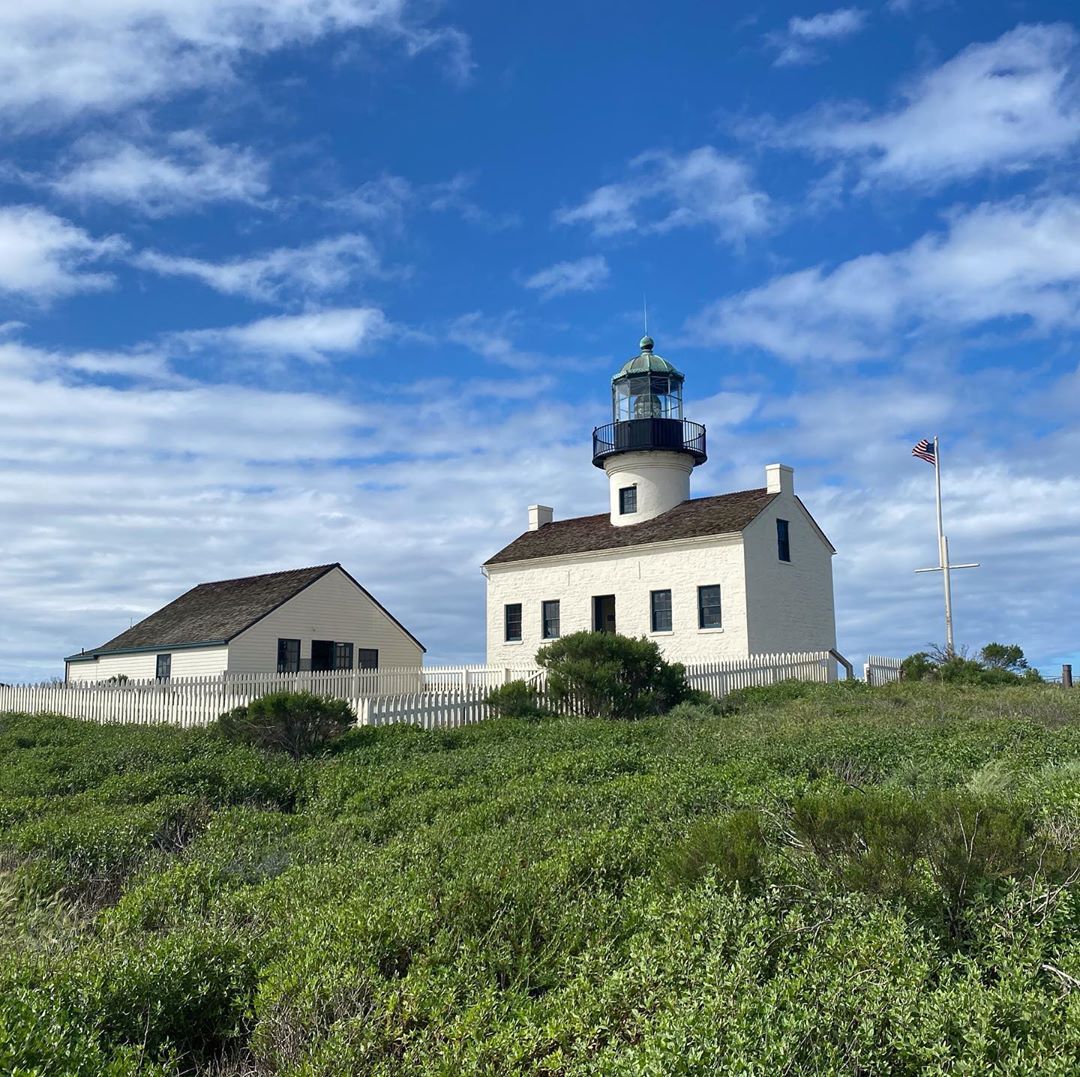 PointCabrillo's tweet photo. We have 2 California lighthouse anniversaries today..
The Point Loma Lighthouse was built in 1855, &amp; though it still stands today, it didn't have a long term as an active light! 36 years after it was first lit, the light was turned off because it was built too high for the fog. https://t.co/Eo0OkuiLDp