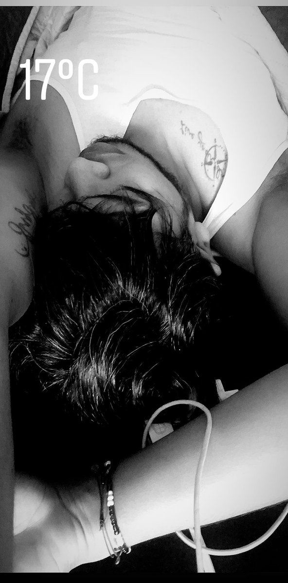 TOIBAF's tweet photo. 😴 https://t.co/Qci0DlevyE