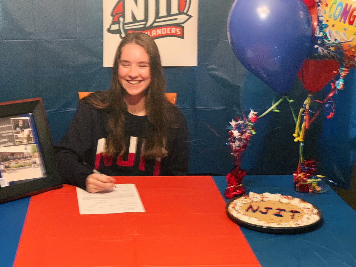 East Volleyball tweet media