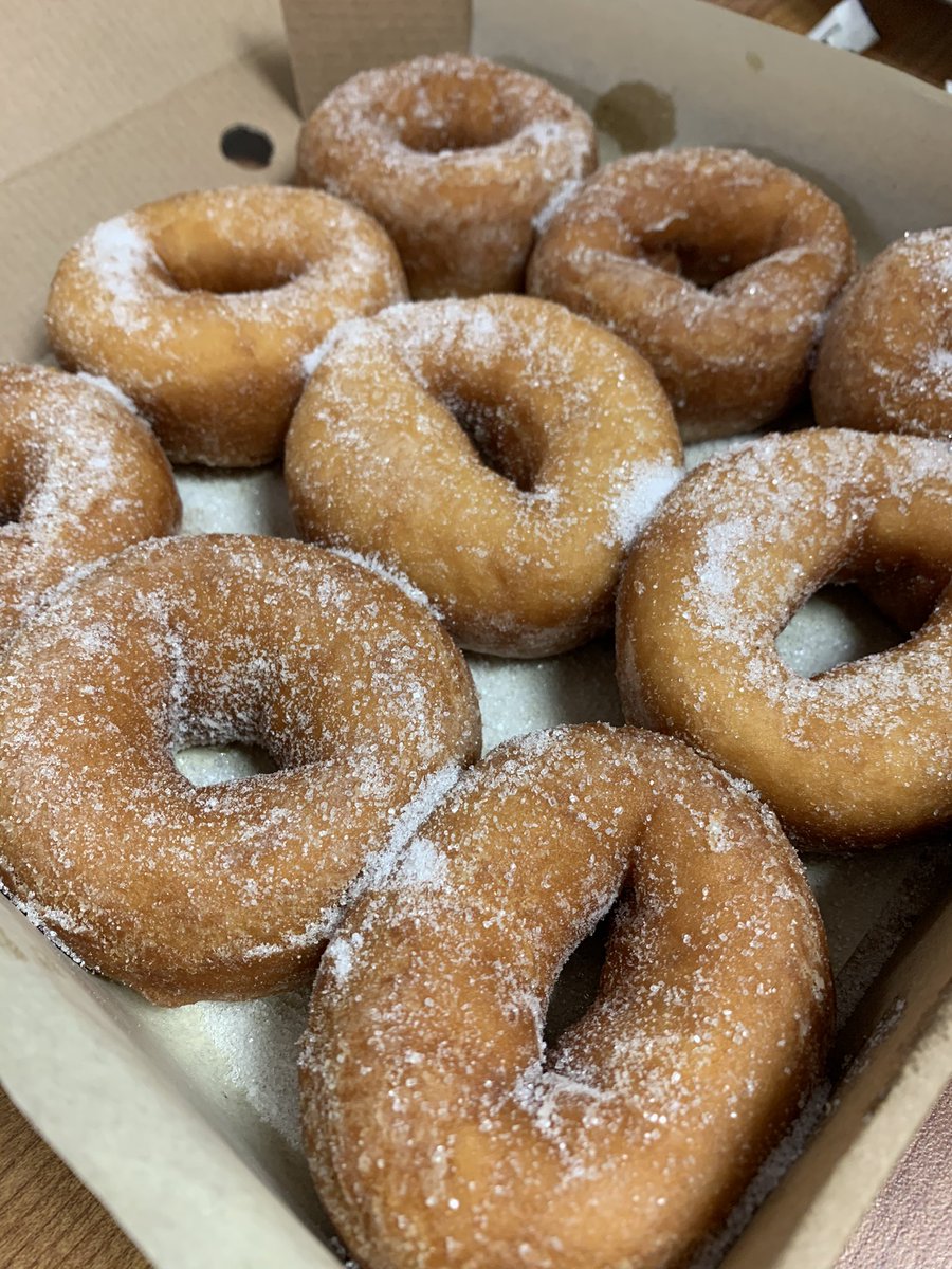 indulgewaffles's tweet photo. We are now signed up with the delivery company called @onedeliveryuk we have a new waffle menu specifically for our deliveries, plus we have added hot sugared donuts, sticky toffee pudding, hot chocolate fudge cake and our popular nacho boxes. #delivery #food #waffles #desserts https://t.co/iCbvf5vARd