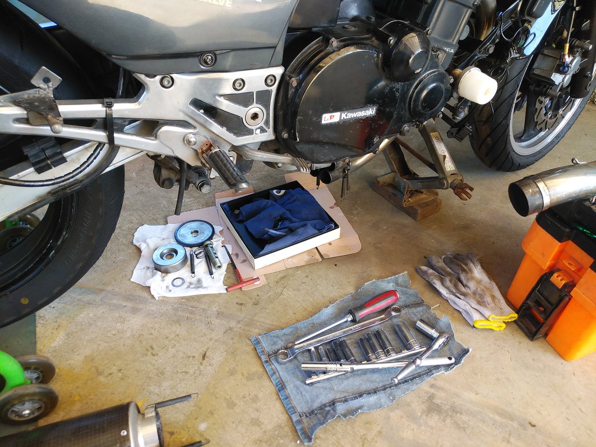 chinchicrin36's tweet photo. 🌃 晚上好 คืนนี้ Stasera Good evening Buena noches
🍣Fish & 🏍Maintenance🔧
I want to run in Tsukuba circuit again.
#TsukubaCircuit #TC2000
#Carburetor&#IronFframe https://t.co/Qje97m0i4L