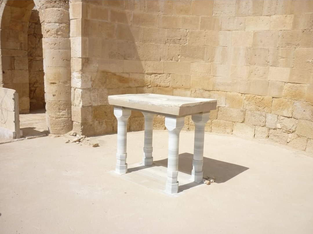 L'autel : #autel  #messe  #liturgie