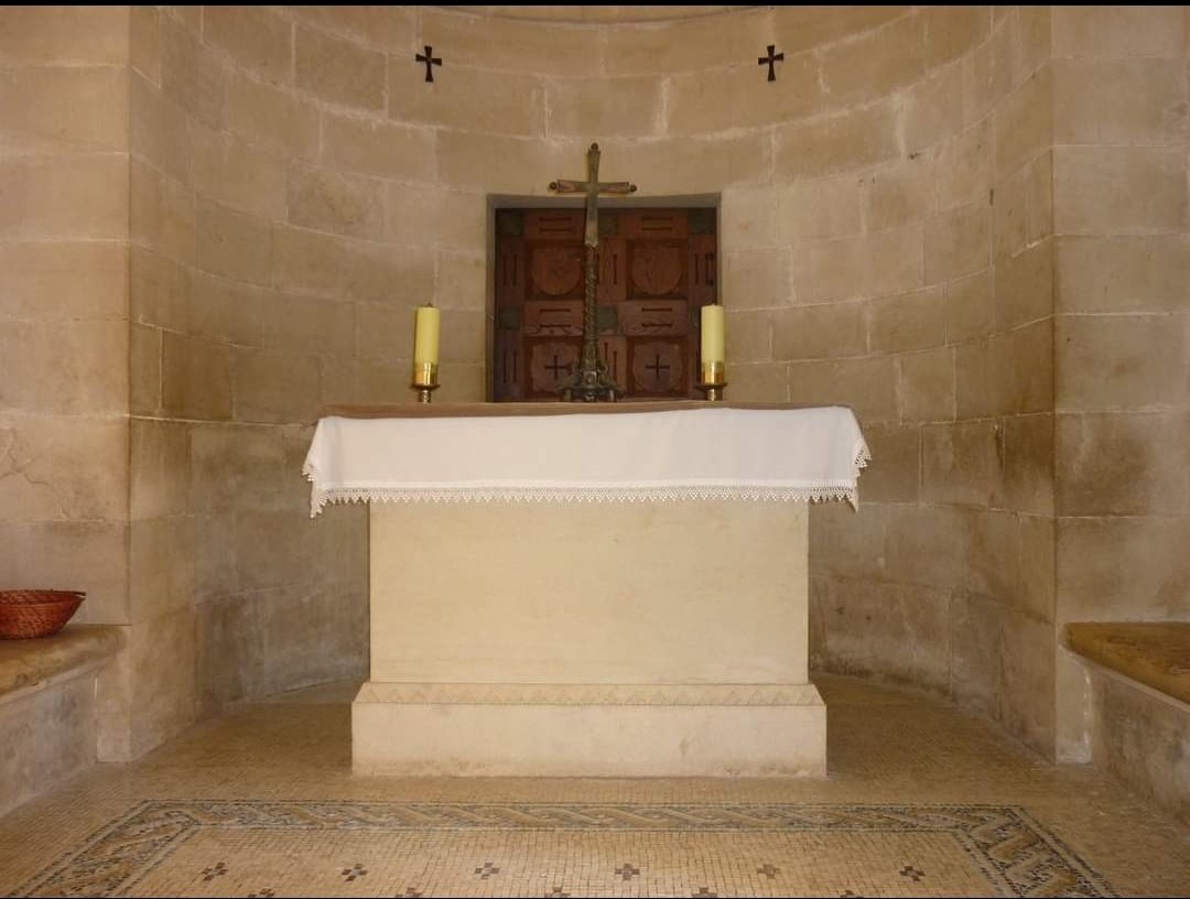 L'autel : #autel  #messe  #liturgie