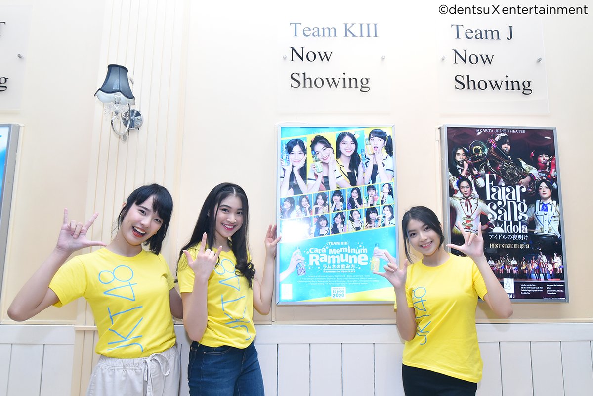 officialJKT48's tweet photo. Terima kasih untuk kalian yang telah menyaksikan shonichi Cara Meminum Ramune oleh @_JKT48TeamKIII malam ini! Semoga akhir pekan kalian dipenuhi oleh semangat untuk menjalani rutinitas di hari Senin esok! #RamuneBarengKIII https://t.co/PxKWolJTzC