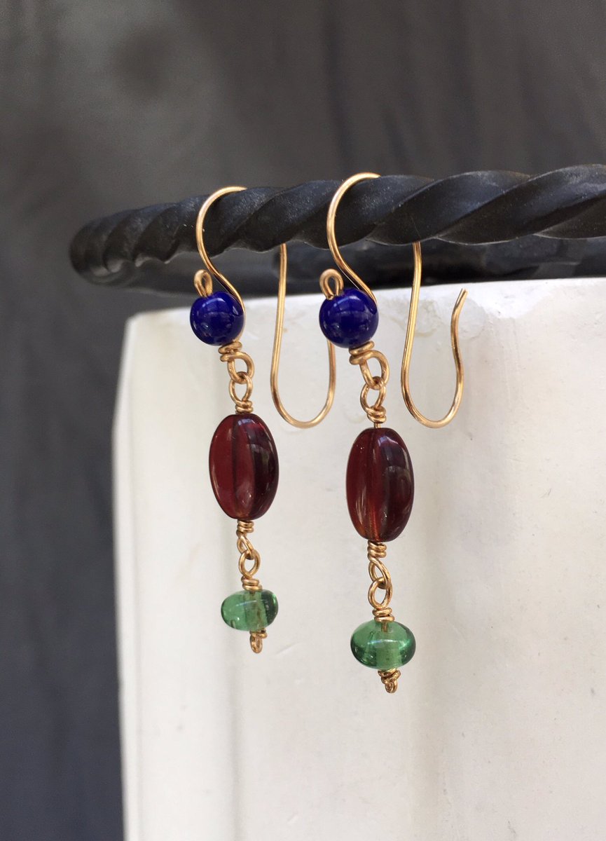 eleccdesigns's tweet photo. @tylerrmae Hello! I’m Rachel. I make reproductions of historical jewelry designs, and a ton of different styles of pearl earrings. 
https://t.co/li2eYFvhgI 
Thank you! https://t.co/FRLwzSE3b9