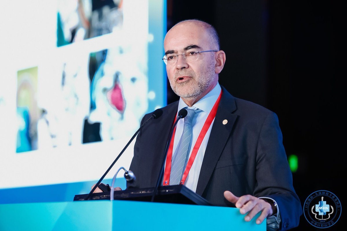 eacmfs_org's tweet photo. We are sure you are all aware, but last september Dr Julio Acero became the new President of EACMFS for the next 2 years. Due to COVID-19, there was no official change of Presidential Chain ceremony, but the new Executive Committee is already in office. https://t.co/TMSZ5IbnzB