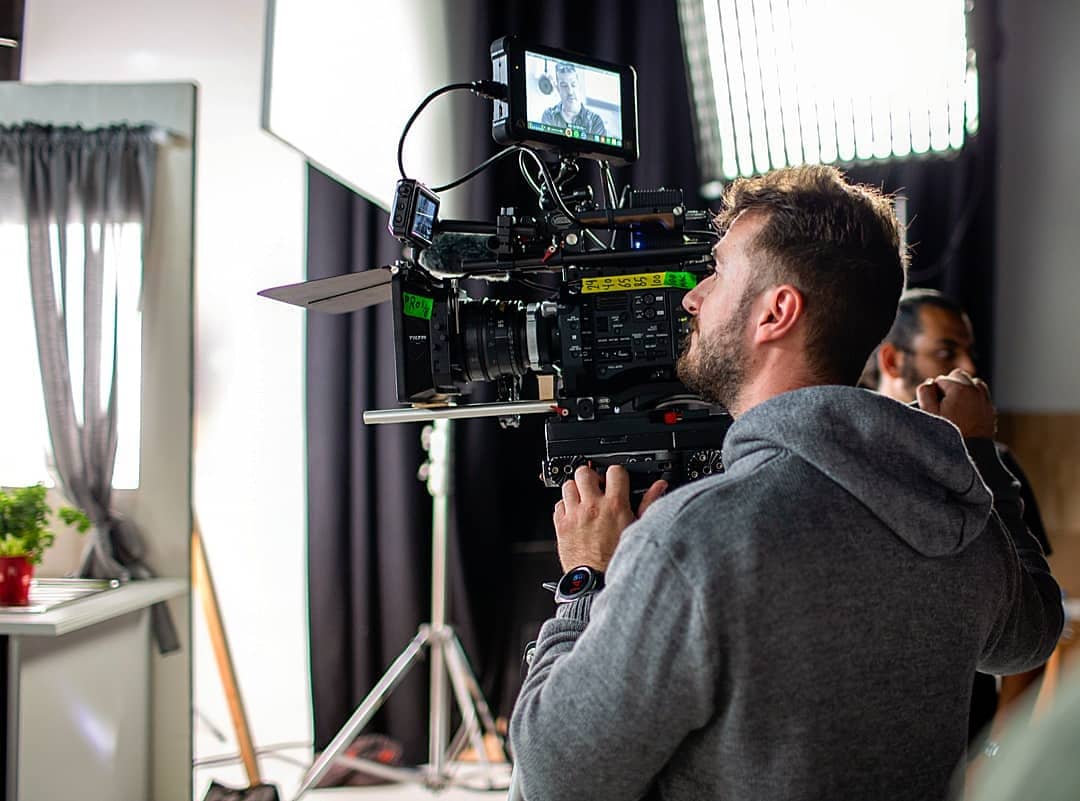 As you can see we are in desperate need of new 'talent' in our productions. Send your portfolios to info@ften.ae 😬 // #PXWFS7 #cooke #ultraprimes #tefal #commercial #FS7 #sonypro #firstandtenproductions #FTEN #filming #filmingcrew #dubai #dubailife #production